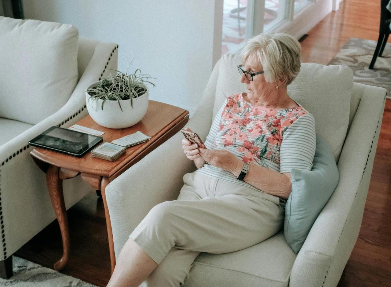 What To Expect When Moving Into Aged Care - Hillview